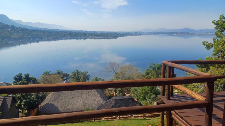 4 Bedroom Property for Sale in Kosmos North West